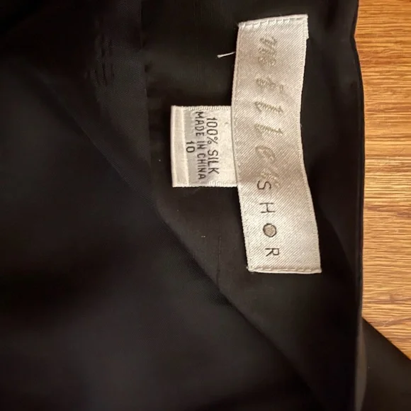 Silk black dress - Picture 3 of 3